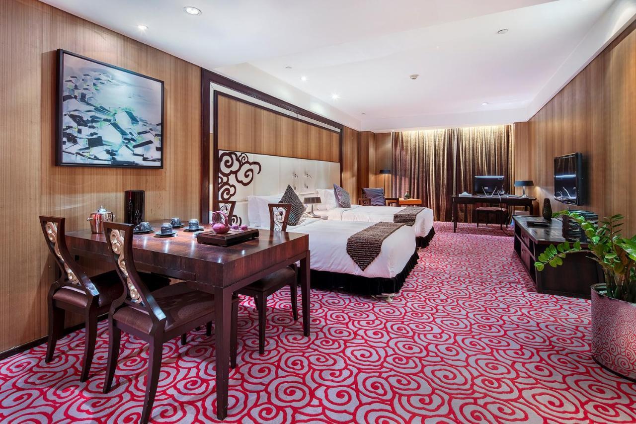 לואיאנג Christian'S Hotel Luoyang מראה חיצוני תמונה