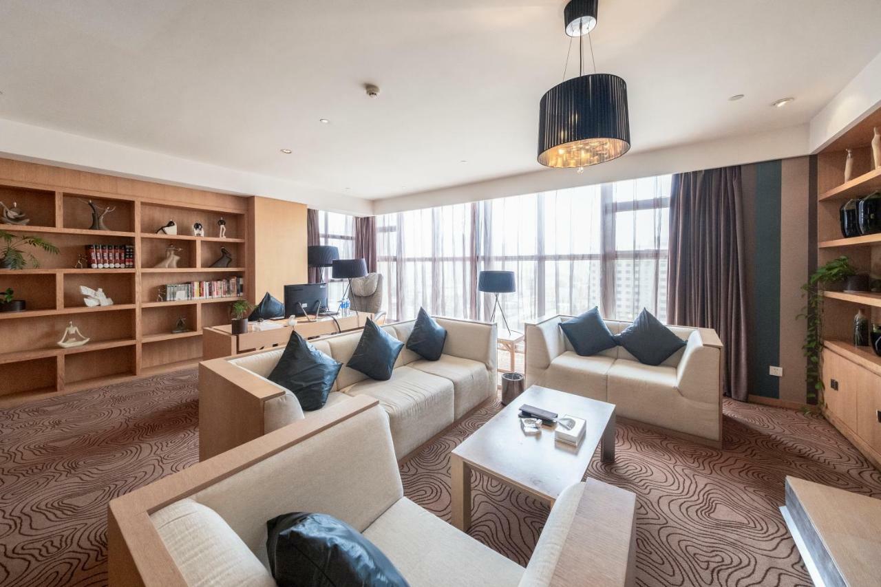 לואיאנג Christian'S Hotel Luoyang מראה חיצוני תמונה