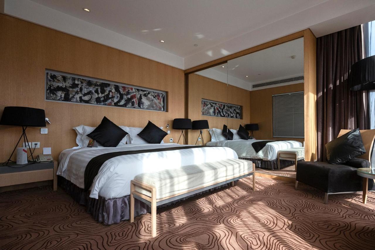 לואיאנג Christian'S Hotel Luoyang מראה חיצוני תמונה